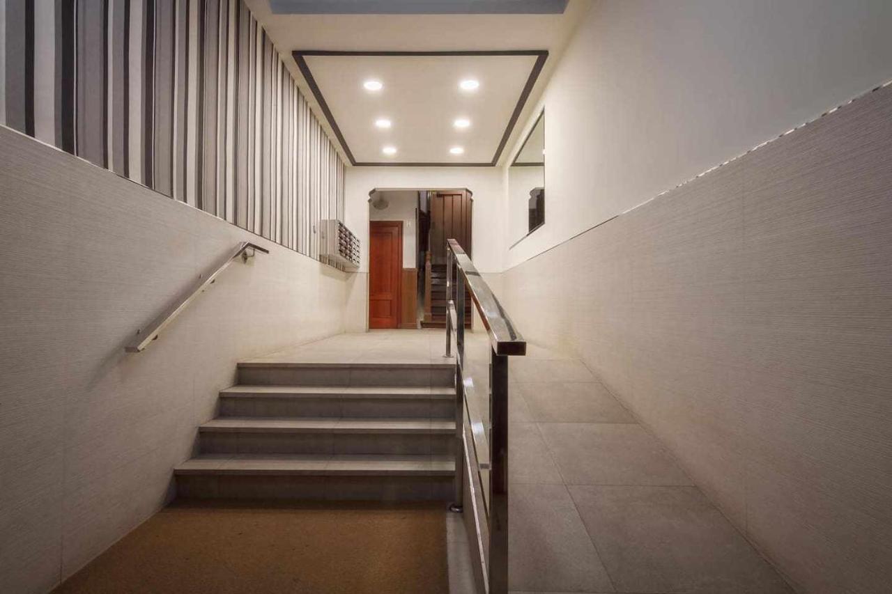 Estrena Glamour Y Guggenheim Билбао Екстериор снимка